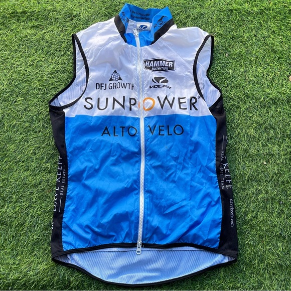 VOLER USA MADE CYCLING VEST women’s size medium Preowned alto belo activewear - Picture 2 of 6